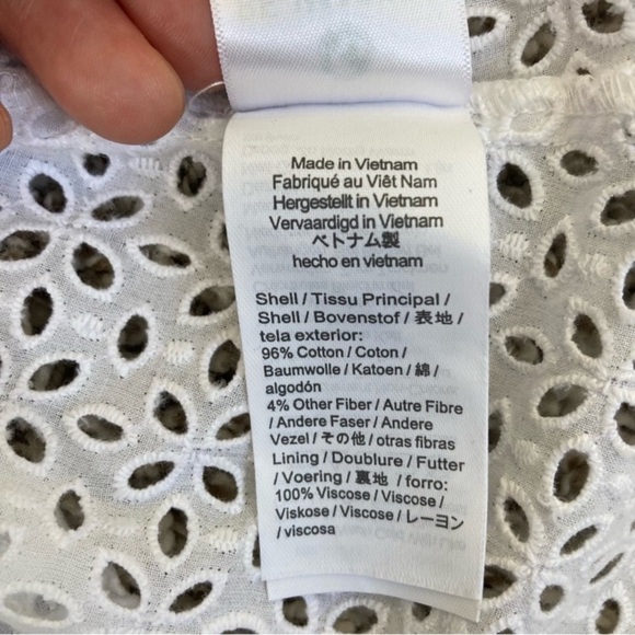 J.Crew Cottagecore White Eyelet Puff Sleeve V-back Blouse Fairy Top Sz 6 NWT - Picture 15 of 16